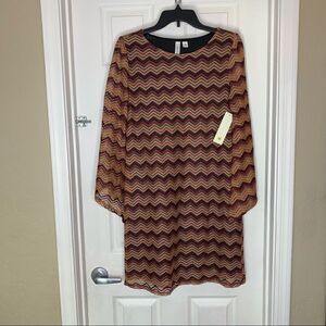 Tacera Woven Chevron Print Dress Bell Sleeves Size Medium